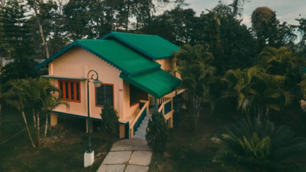 Luxury villas golden pagoda ecoresort